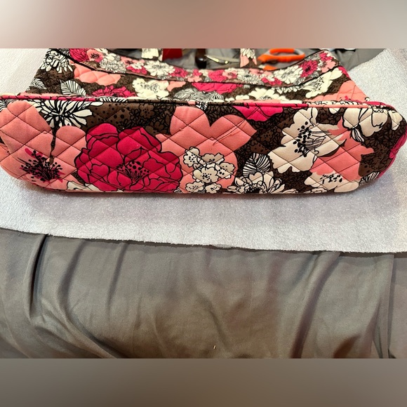 Set of Vera Bradley Shoulder Tote & Turn Lock Wallet. EUC. Mocha Rouge pattern. - Picture 2 of 10